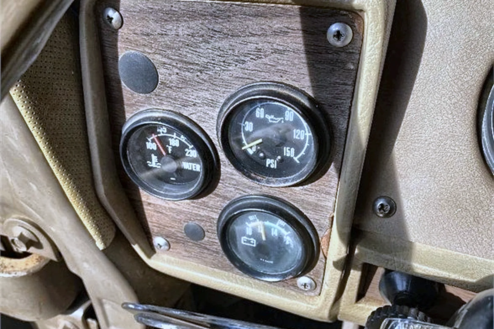 1983 MACK R686ST - view 18 of 23