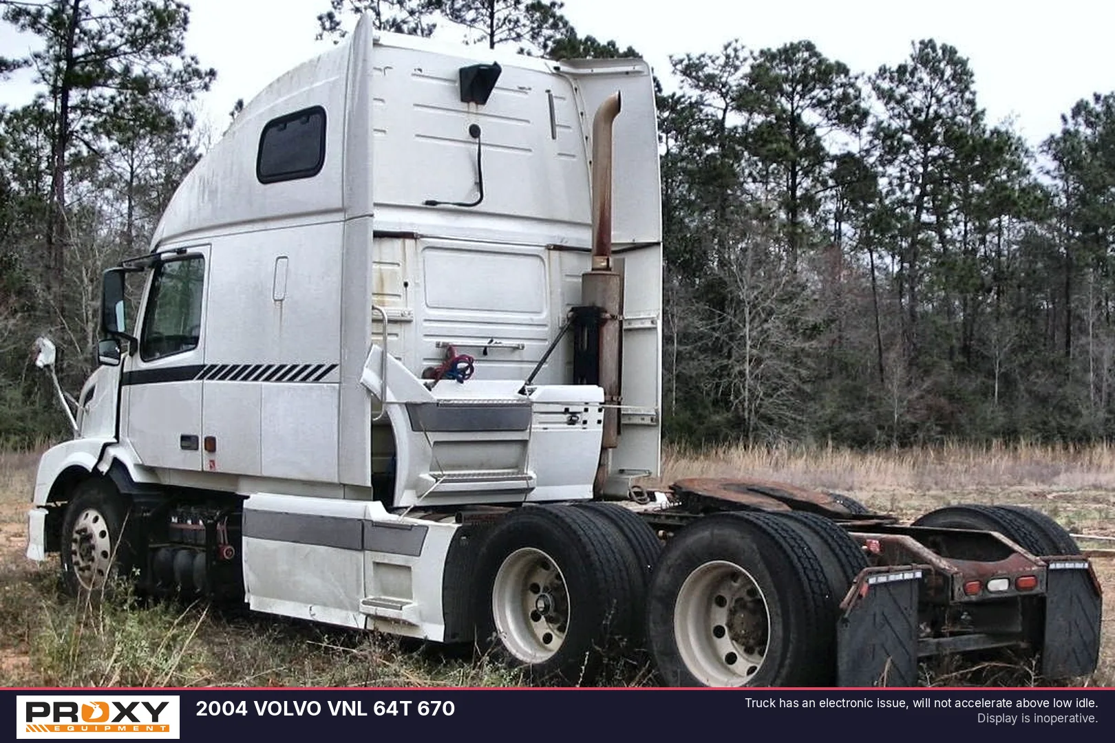 2004 VOLVO VNL 64T 670 - view 4 of 32