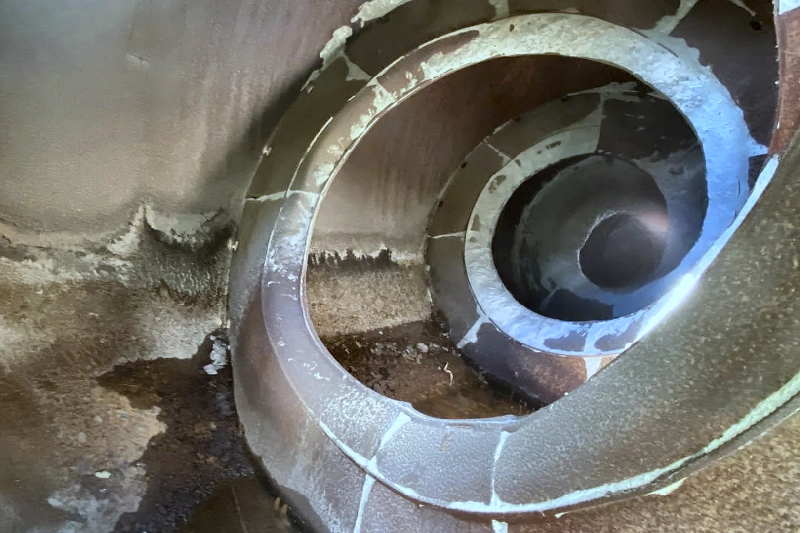 2005 ADVANCE Front Dispensing Drum - view 11 of 14