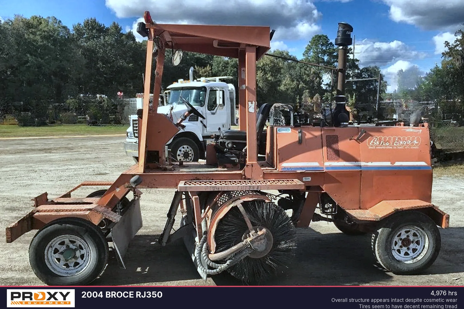 2004 BROCE RJ350 - view 1 of 18