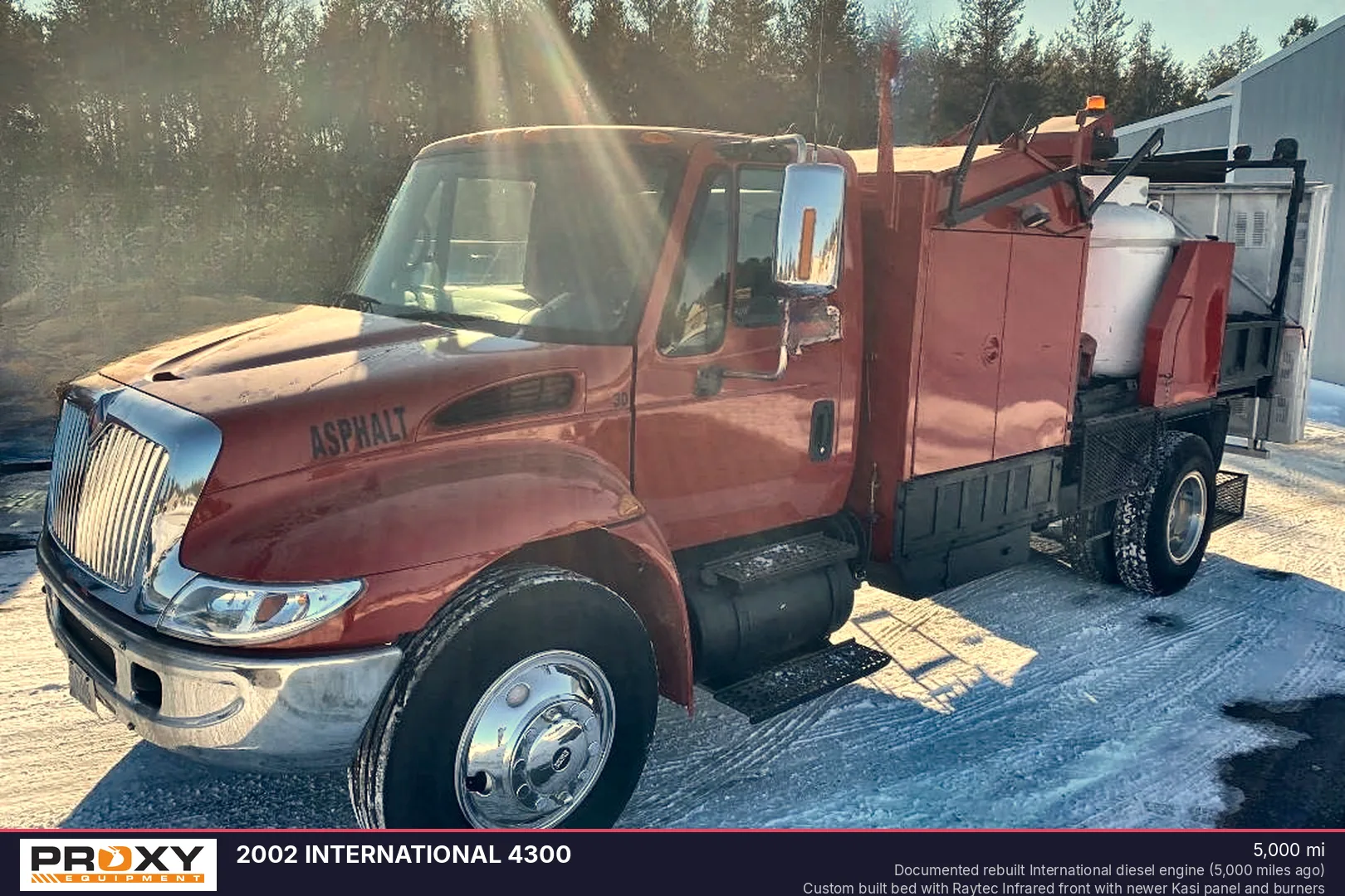 2002 INTERNATIONAL 4300 - view 2 of 39