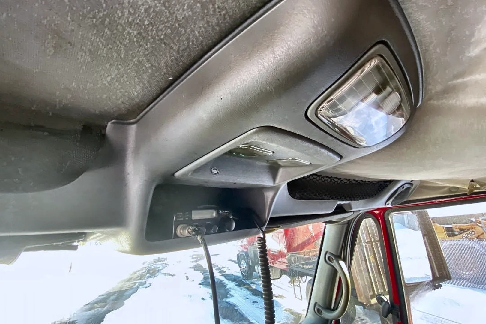 2002 INTERNATIONAL 4300 - view 6 of 39