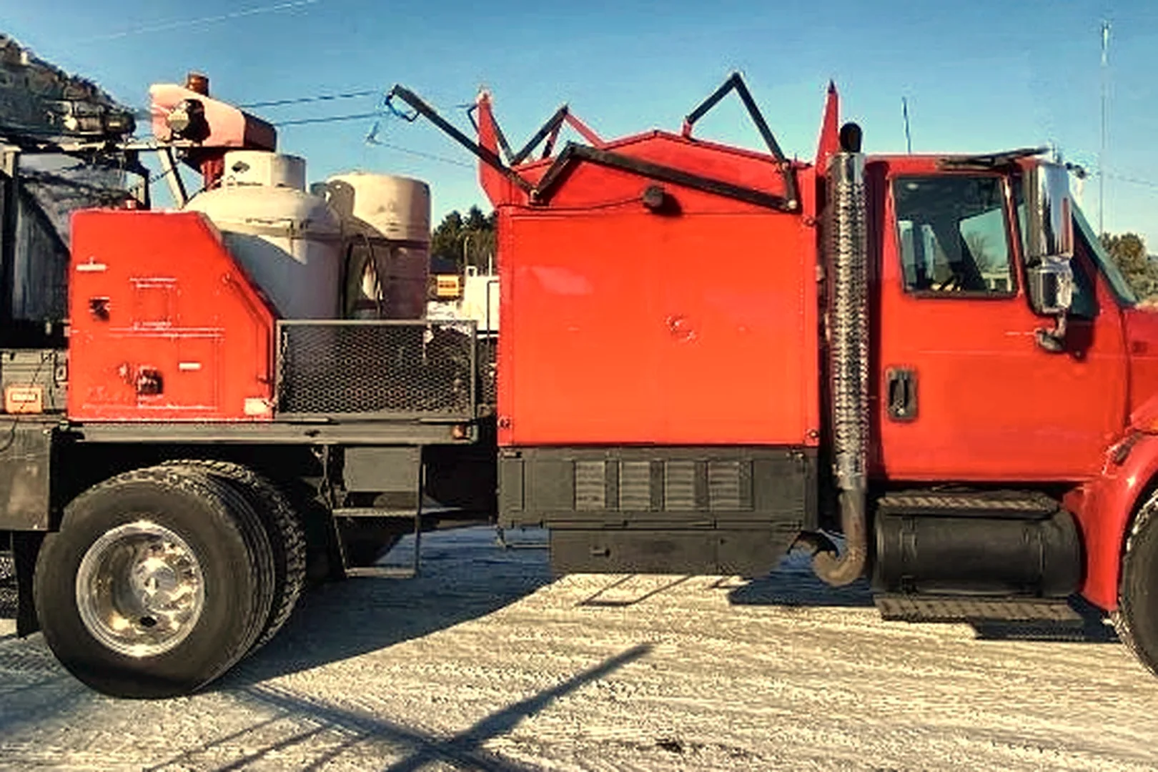 2002 INTERNATIONAL 4300 - view 9 of 39