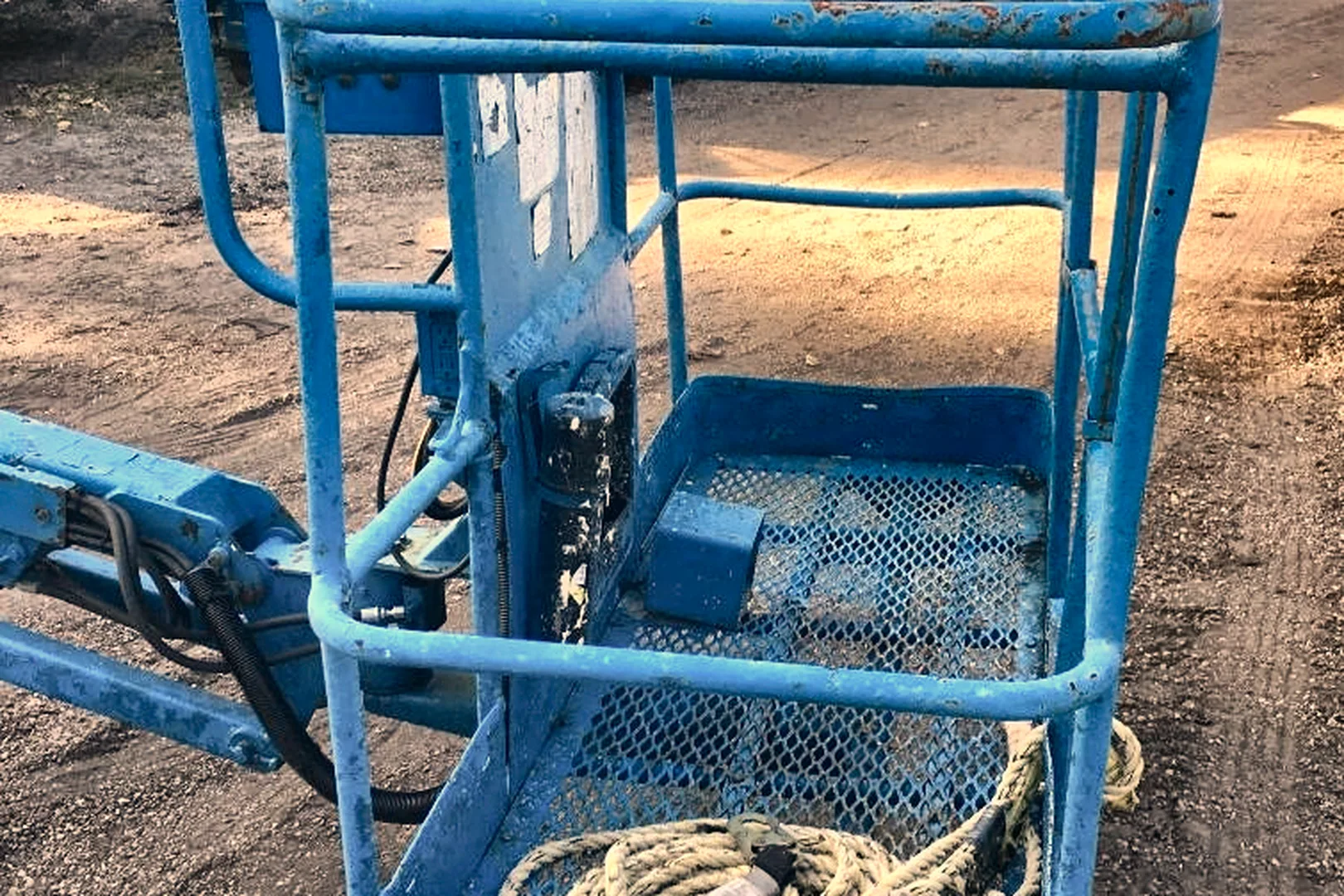 2002 GENIE S 85 - view 6 of 19