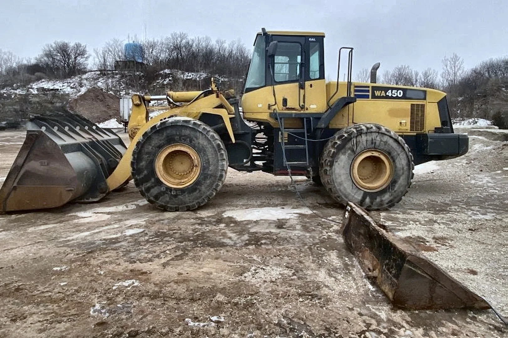 2003 KOMATSU WA450-5L - view 8 of 50