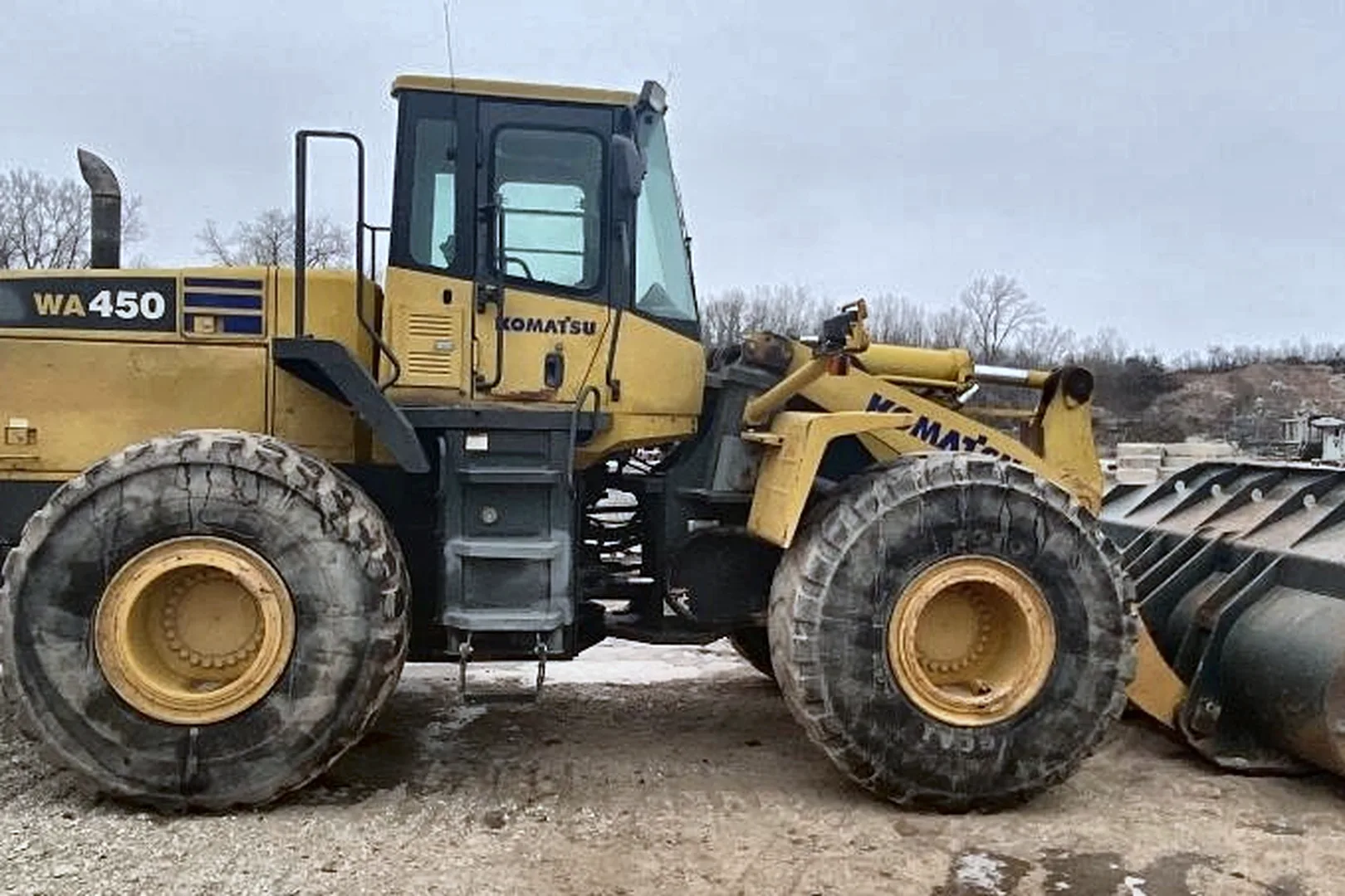 2003 KOMATSU WA450-5L - view 9 of 50
