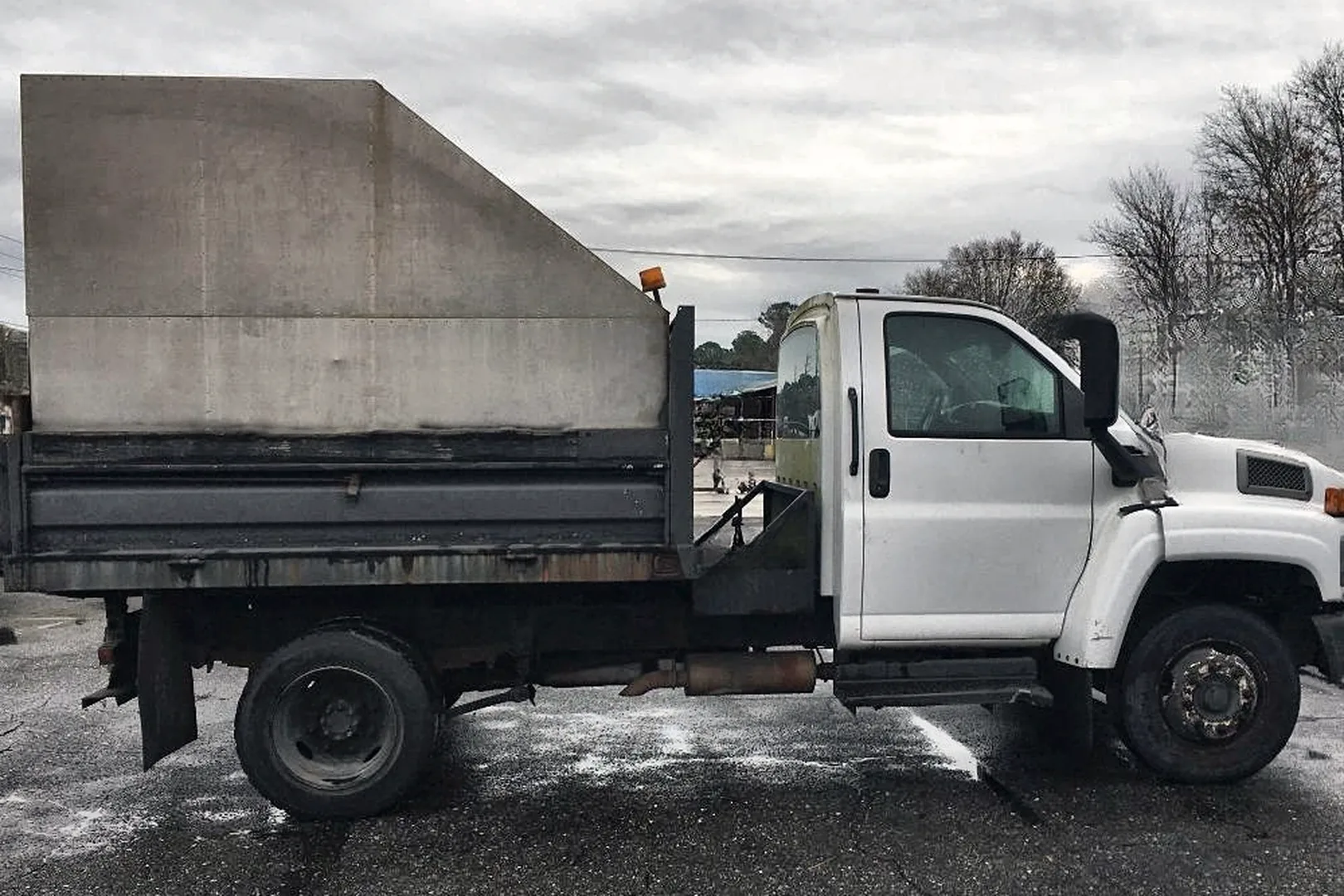 2006 GMC C5500 - view 13 of 26