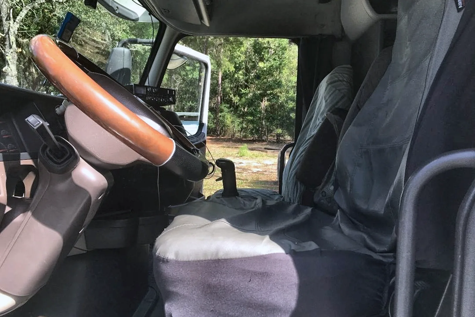 2013 VOLVO VNL 64T670 - view 15 of 25