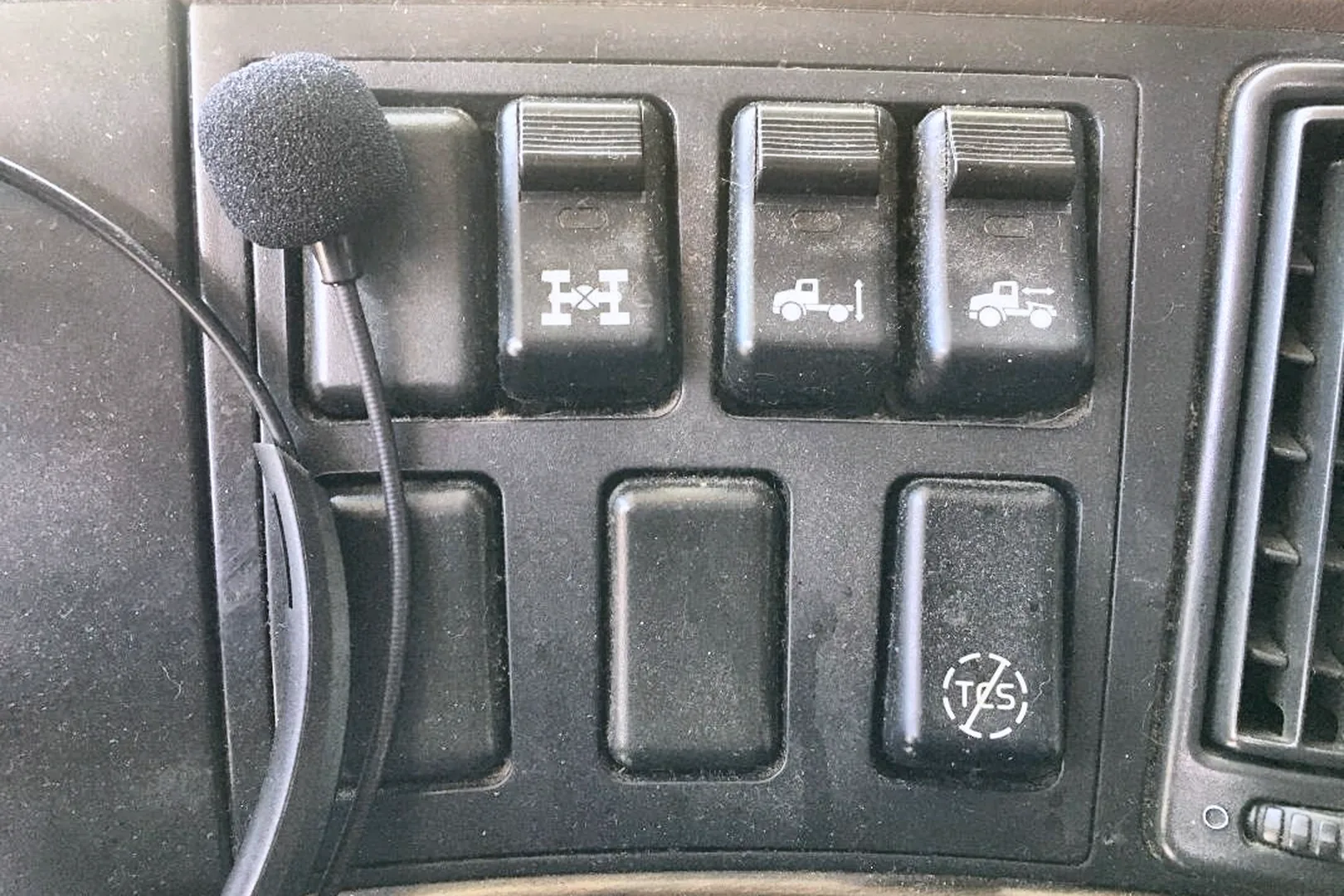 2013 VOLVO VNL 64T670 - view 11 of 25