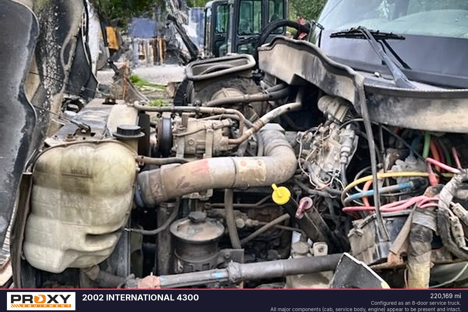 2002 INTERNATIONAL 4300 - view 3 of 13