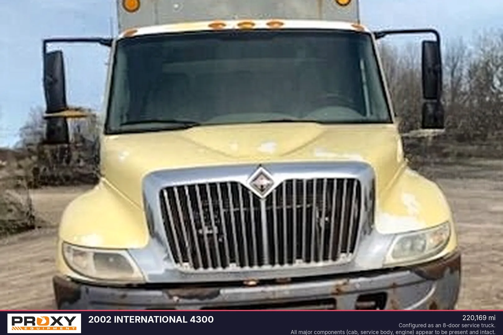 2002 INTERNATIONAL 4300 - view 4 of 13