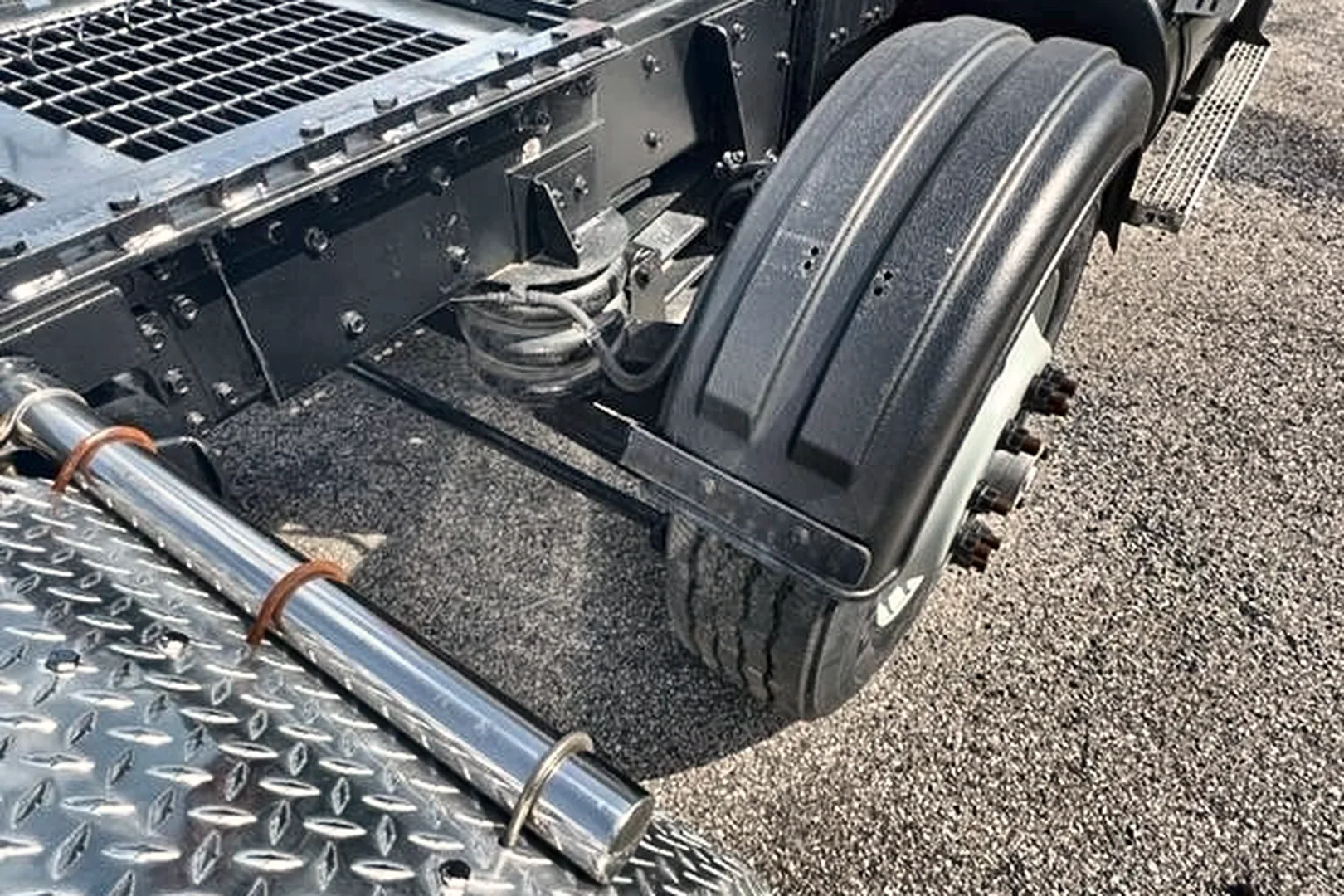 2007 MACK 600CXN - view 18 of 28