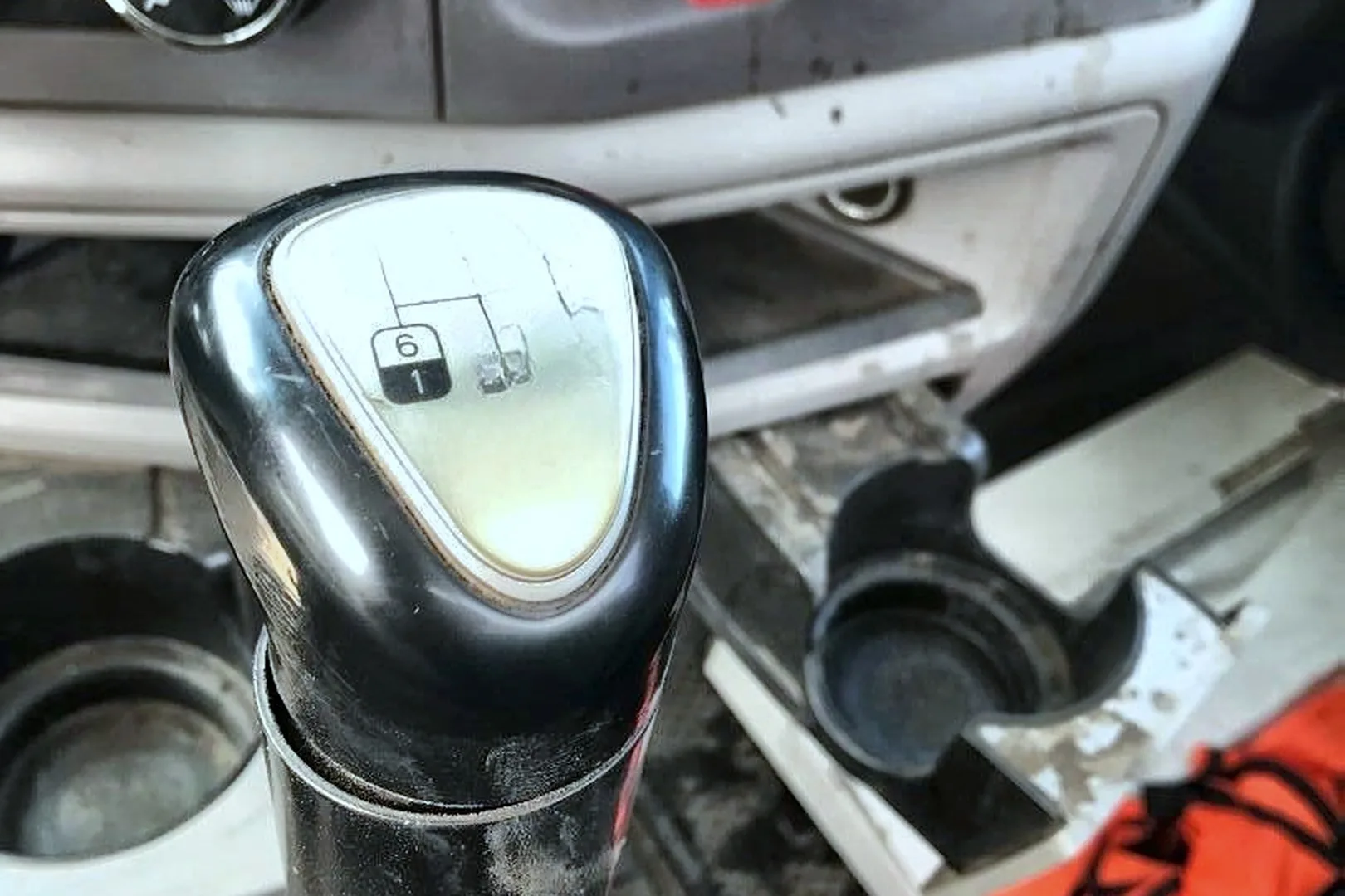 2014 PETERBILT 579 - view 18 of 22