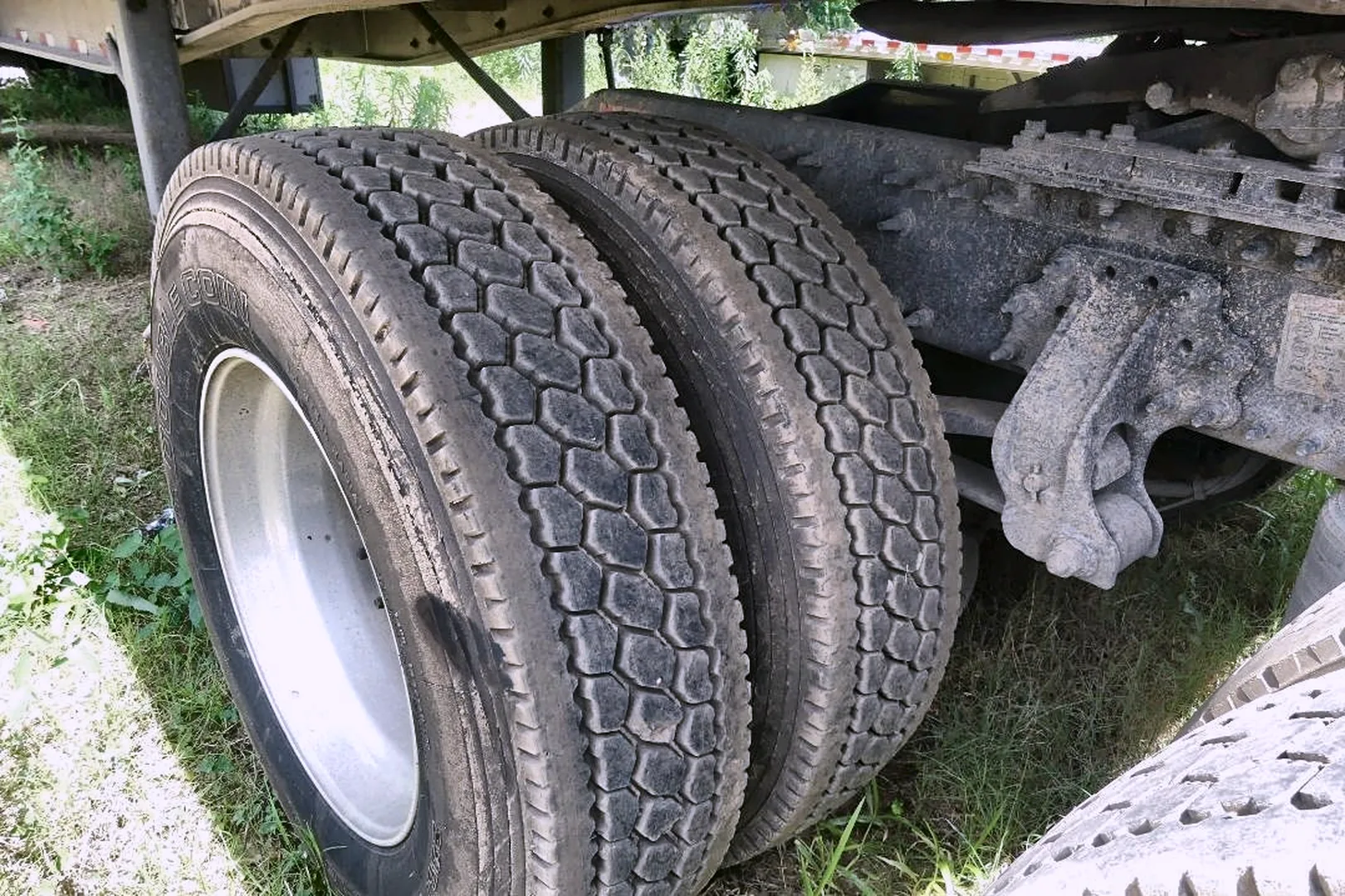 2014 VOLVO VNL 64T - view 17 of 20