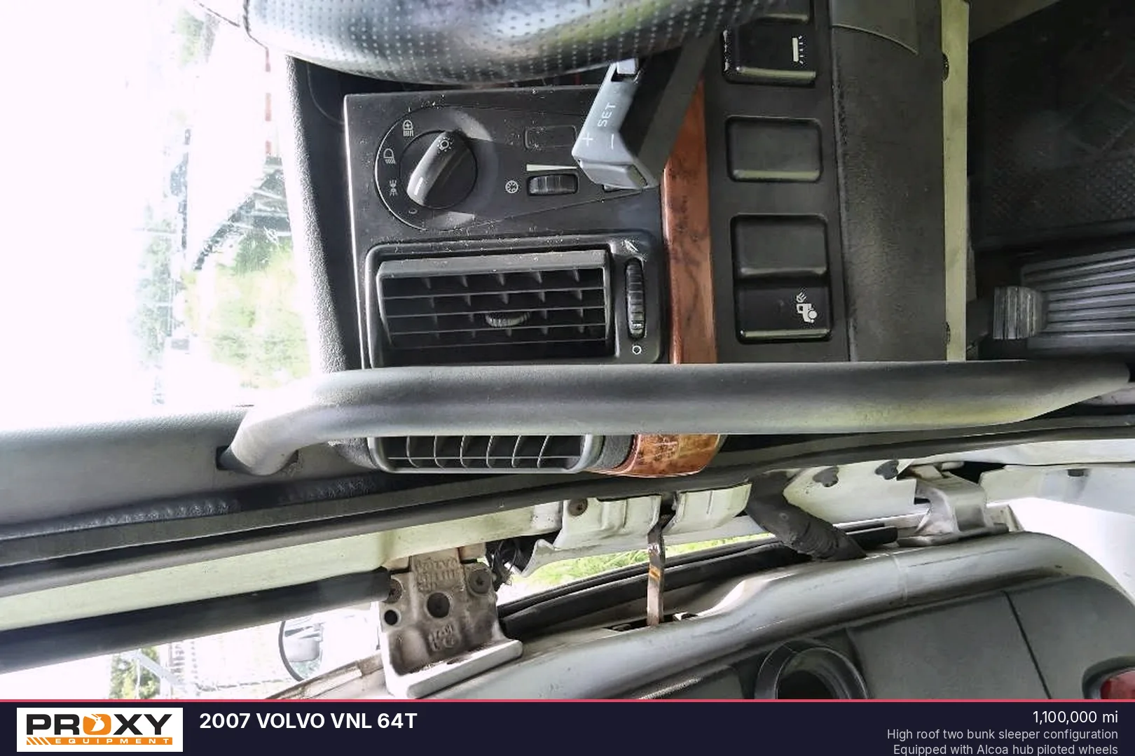 2007 VOLVO VNL 64T - view 5 of 20