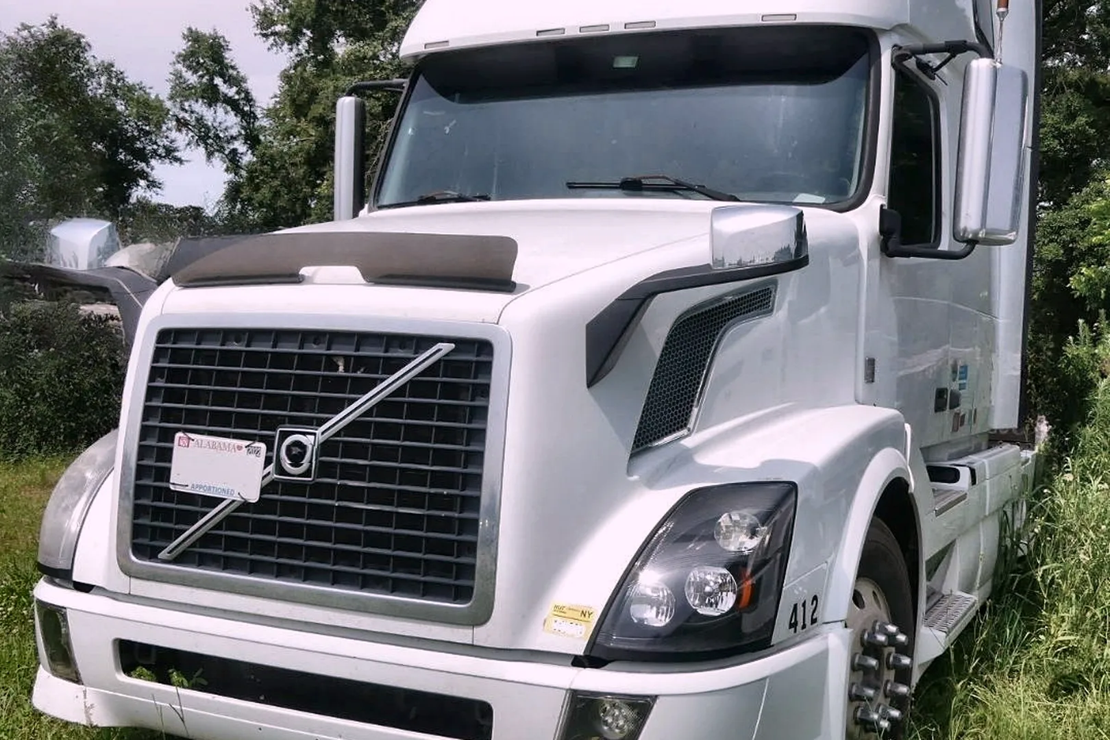 2011 VOLVO VNL 64T - view 8 of 26