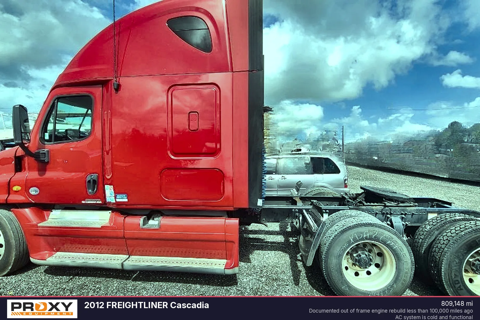 2012 FREIGHTLINER Cascadia - view 1 of 40