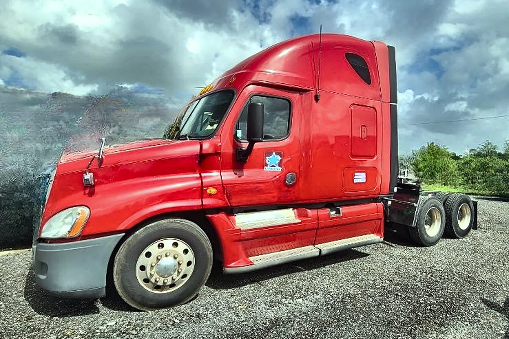 2012 FREIGHTLINER Cascadia - view 12 of 40