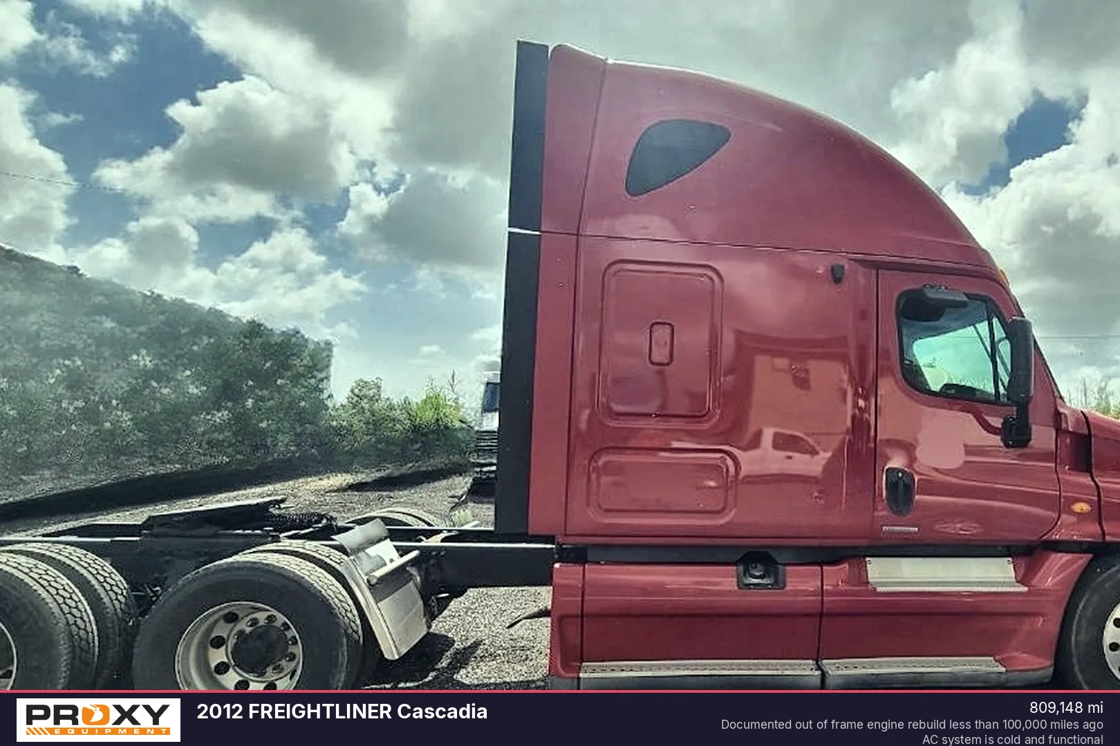 2012 FREIGHTLINER Cascadia - view 5 of 40