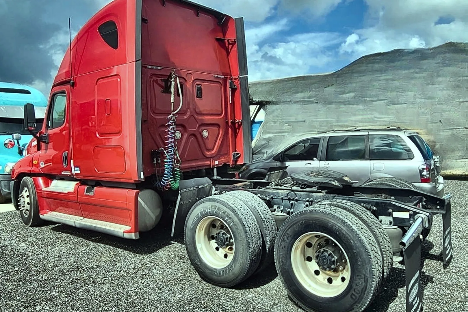 2012 FREIGHTLINER Cascadia - view 10 of 40