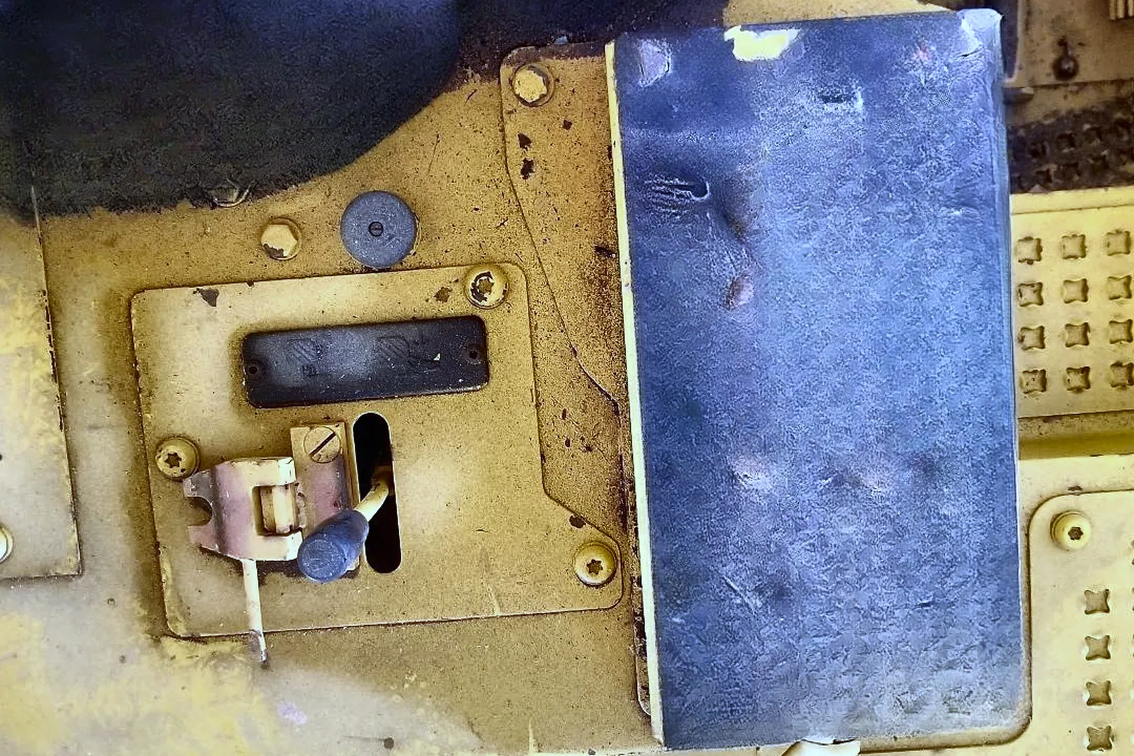 1998 CATERPILLAR 561M Side Boom - view 6 of 15