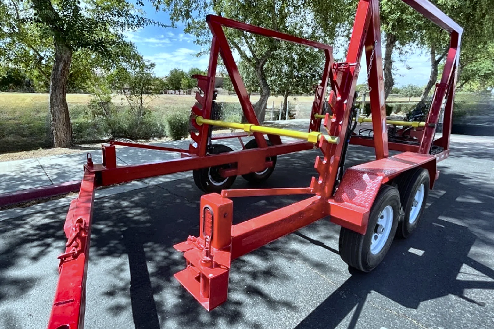 2022 REEL-EEZE DRHT-Dual Reel Hydraulic Trailer - view 19 of 23