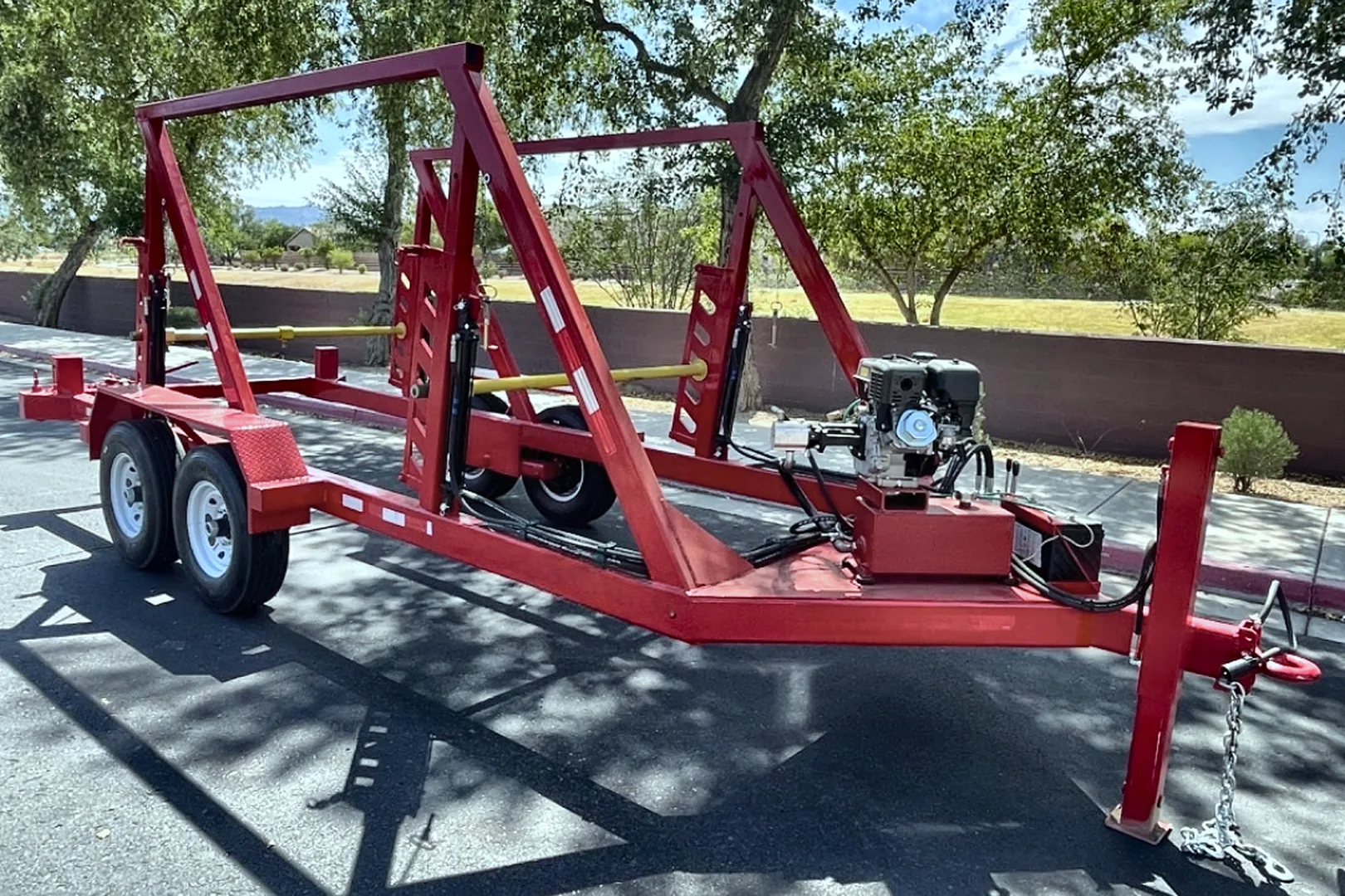 2022 REEL-EEZE DRHT-Dual Reel Hydraulic Trailer - view 11 of 23