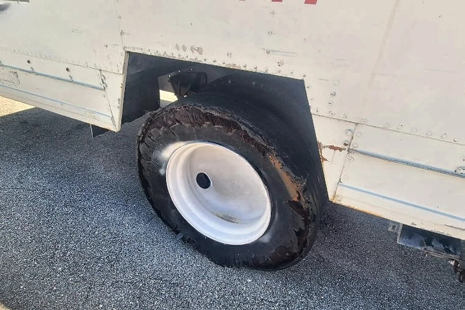 2000 INTERNATIONAL Navistar 4700 - view 14 of 15