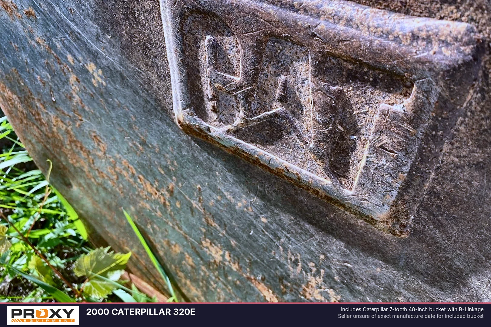 2000 CATERPILLAR 320E - view 2 of 11