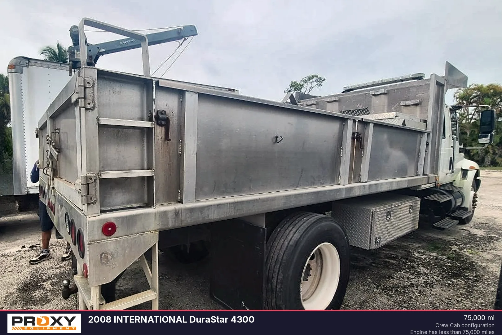 2008 INTERNATIONAL DuraStar 4300 - view 4 of 26