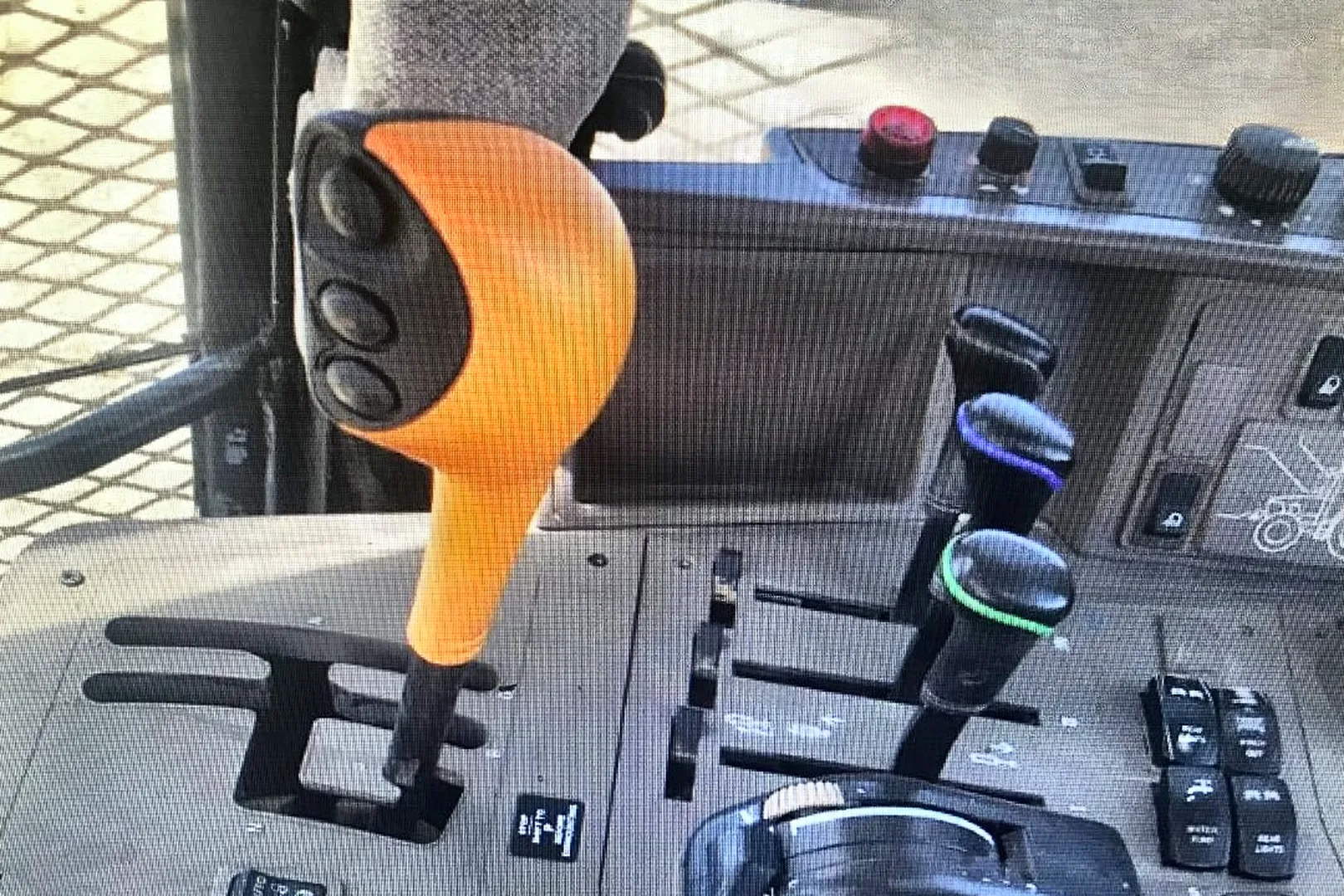 2015 DEERE 6115M - view 14 of 20