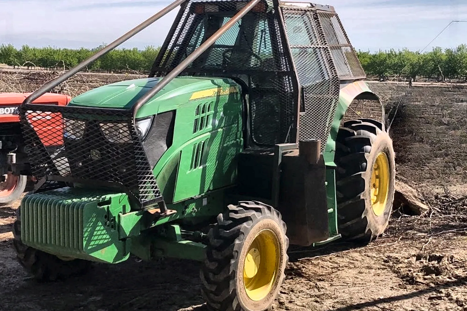 2015 DEERE 6115M - view 6 of 20