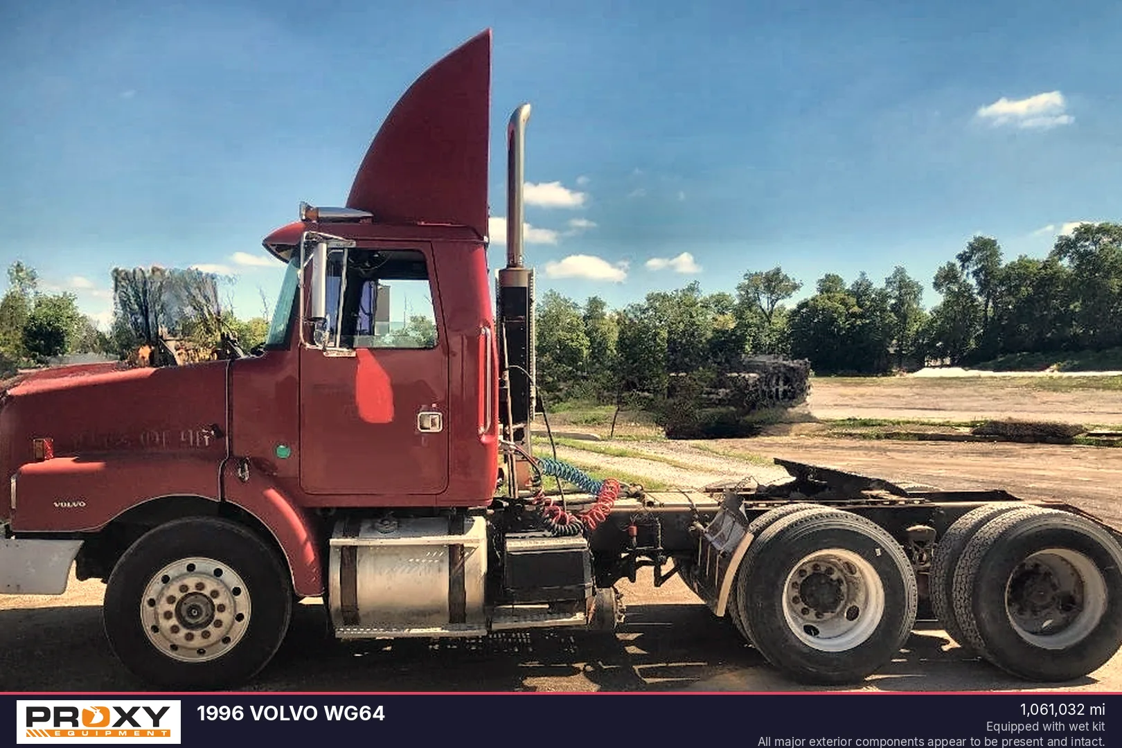 1996 VOLVO WG64 - view 2 of 36