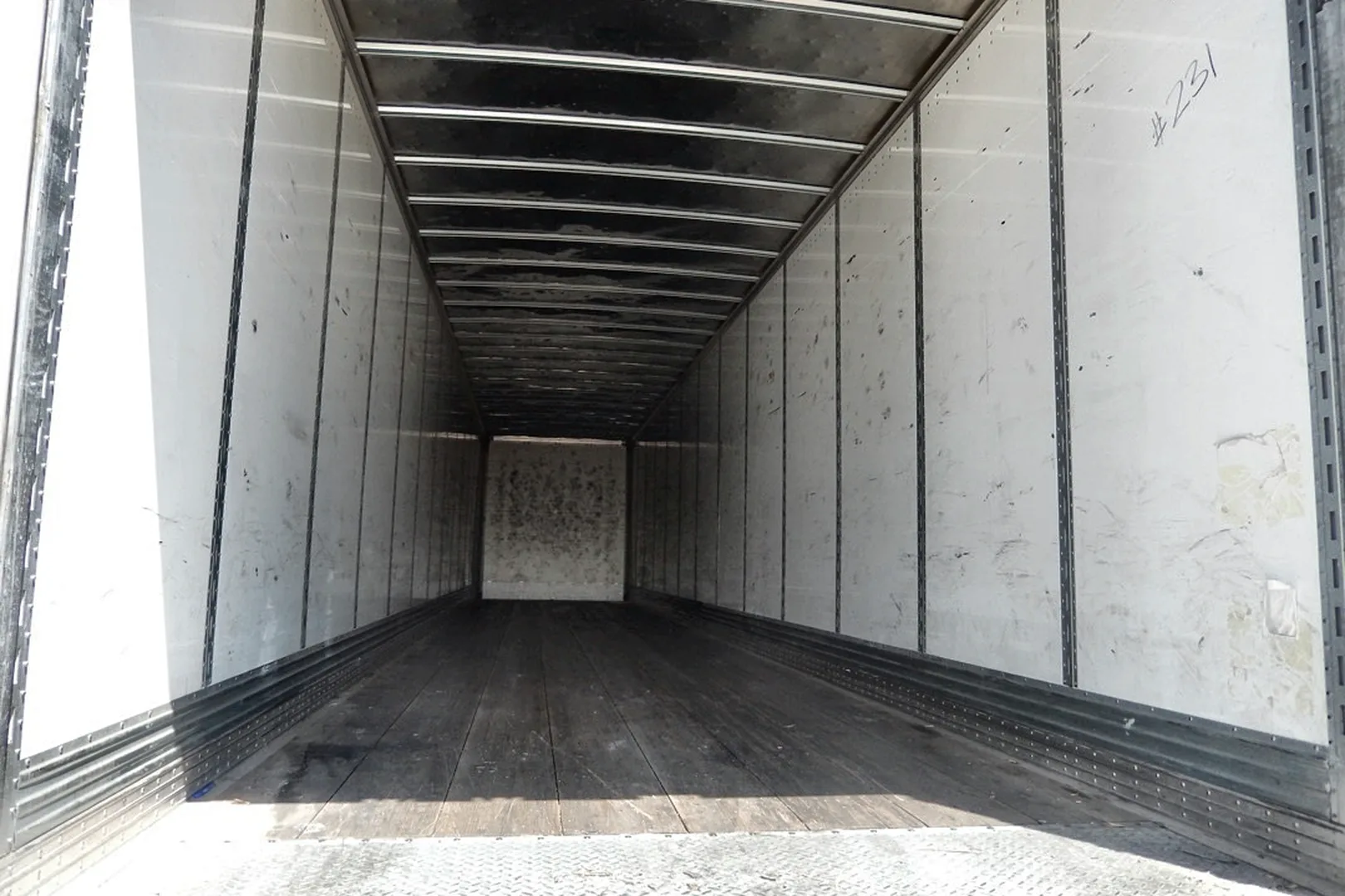 2019 VANGUARD VXP - view 12 of 34