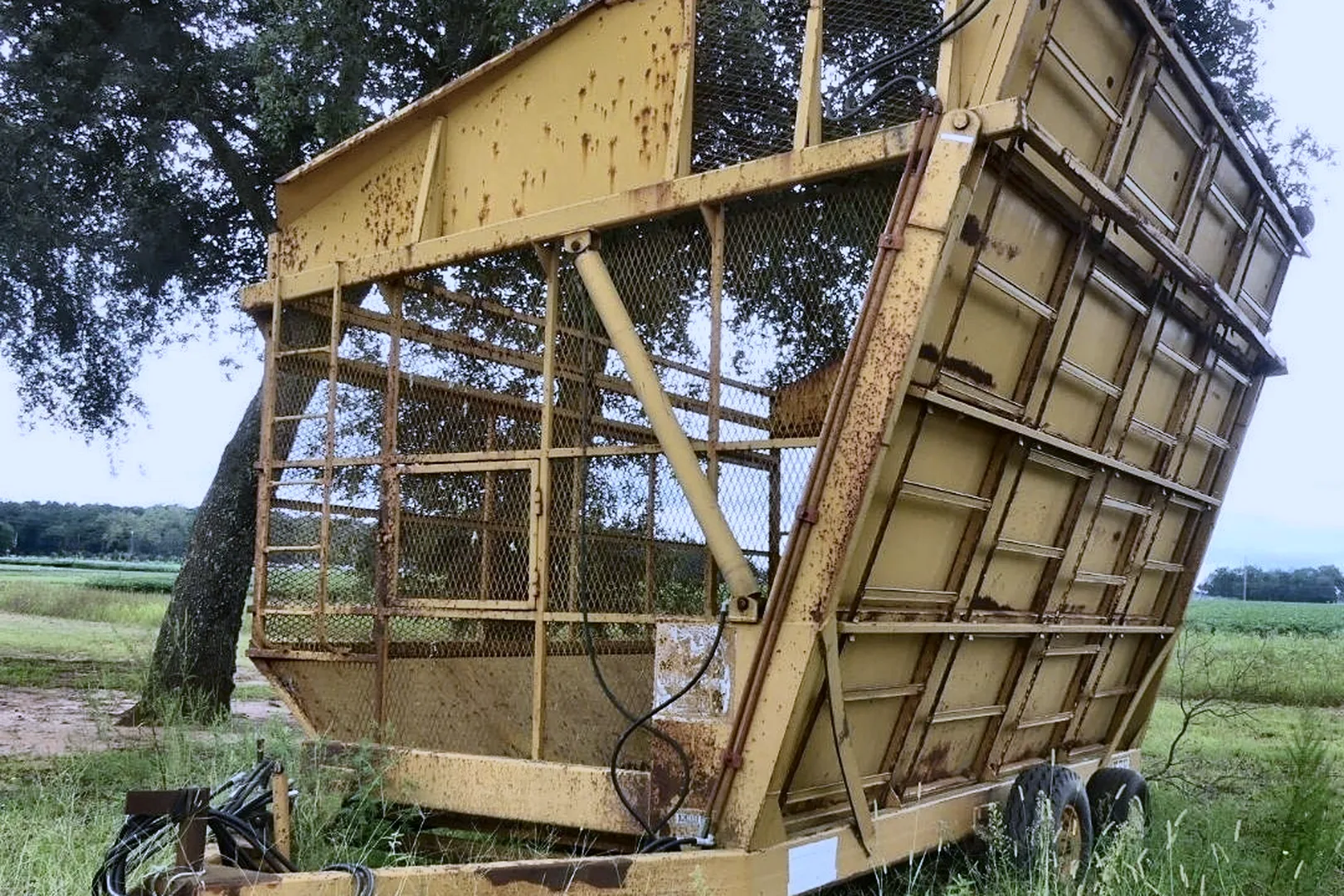 2001 DEERE 9976 - view 16 of 36