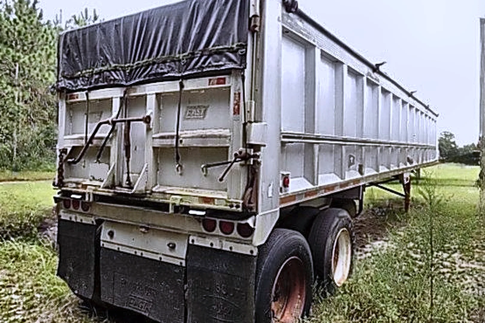 1995 EAST 38FT T/A - view 13 of 19