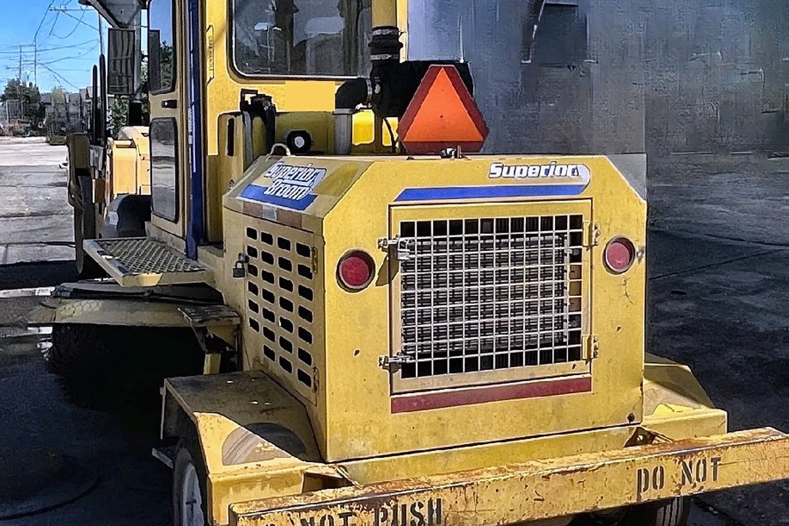 2012 SUPERIOR BROOM DT80J - view 17 of 26