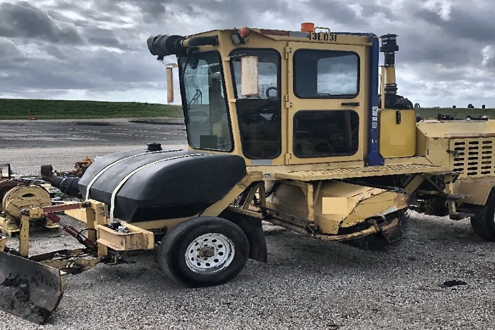 2012 SUPERIOR BROOM DT80J - view 10 of 26