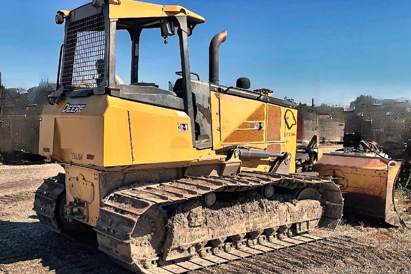 2013 DEERE 700K LGP - view 7 of 19