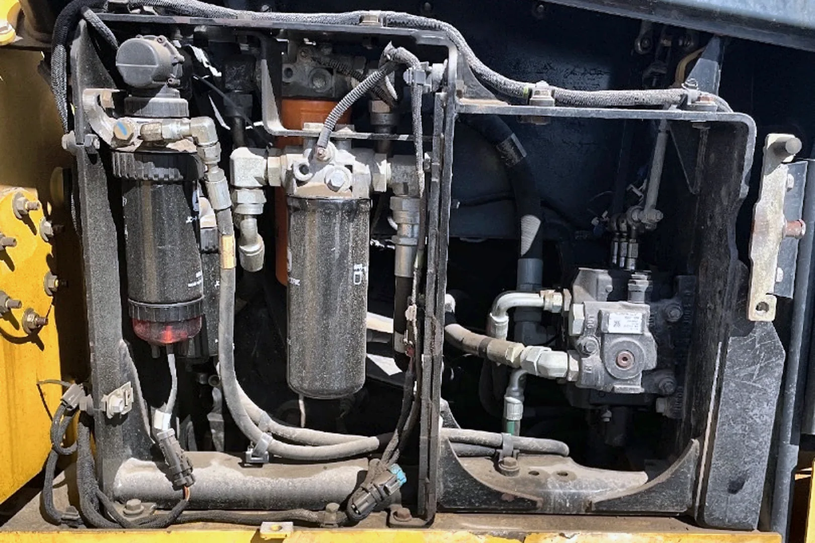 2013 DEERE 700K LGP - view 15 of 19