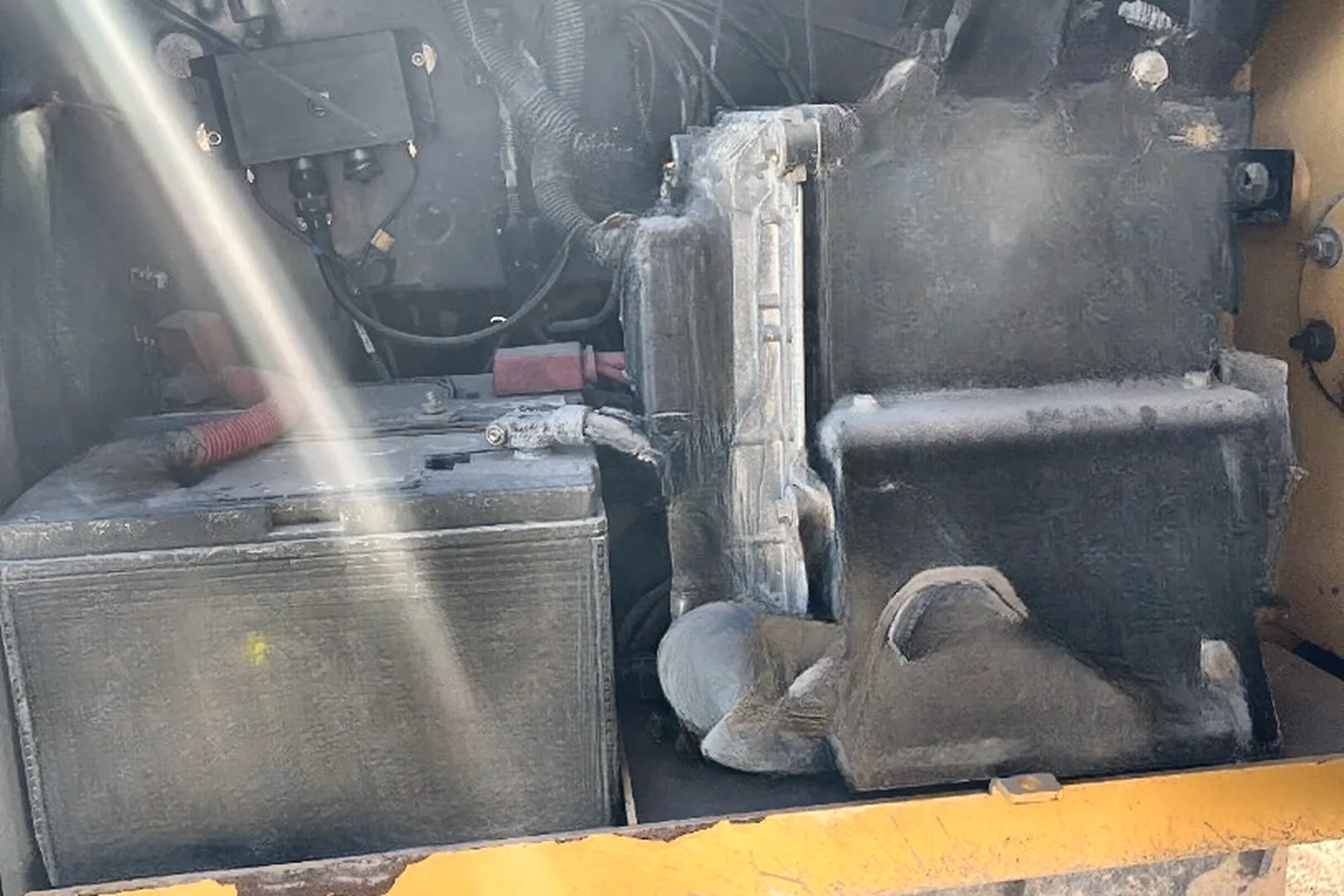 2013 DEERE 700K LGP - view 17 of 19