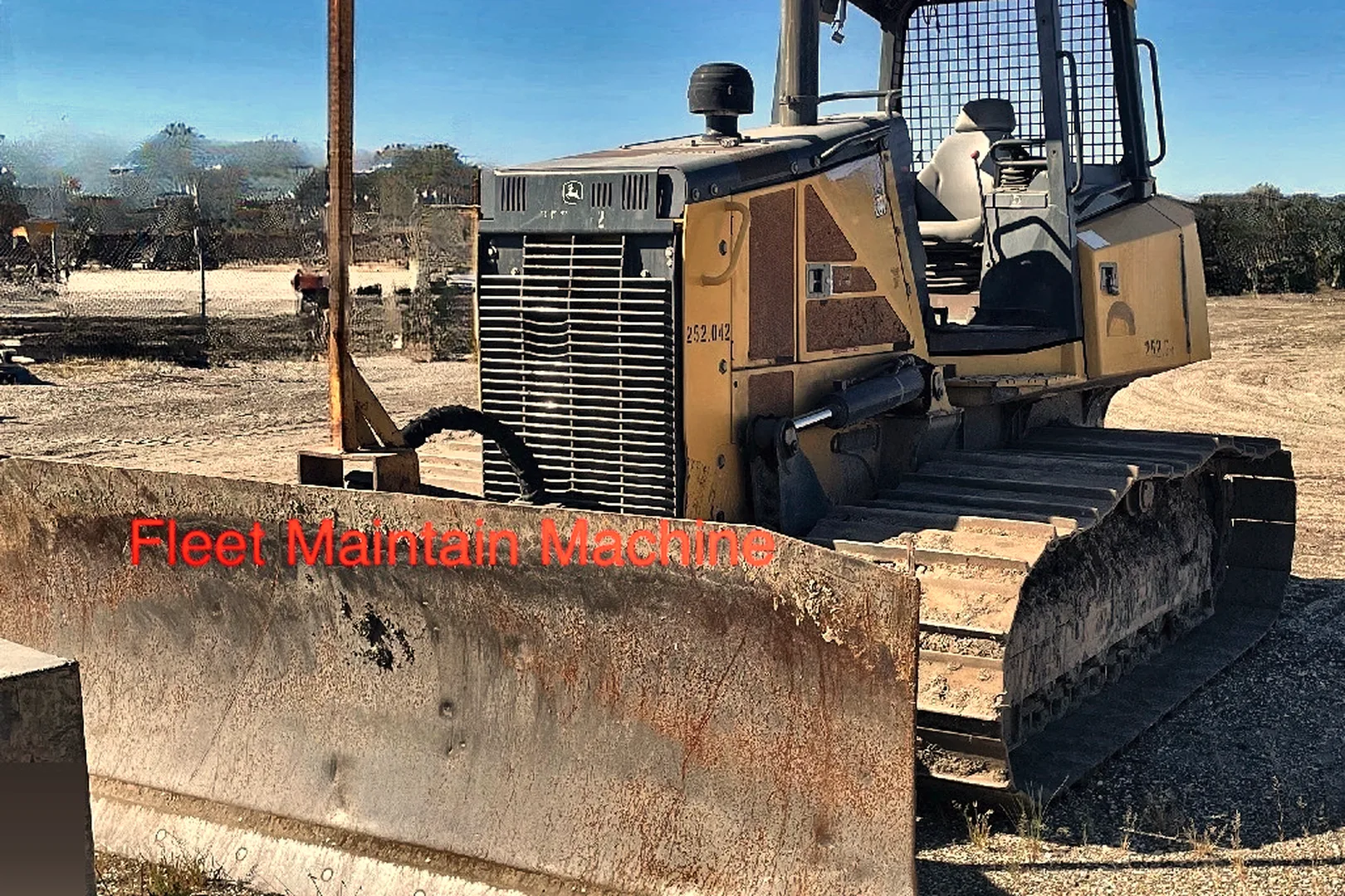 2013 DEERE 700K LGP - view 19 of 19