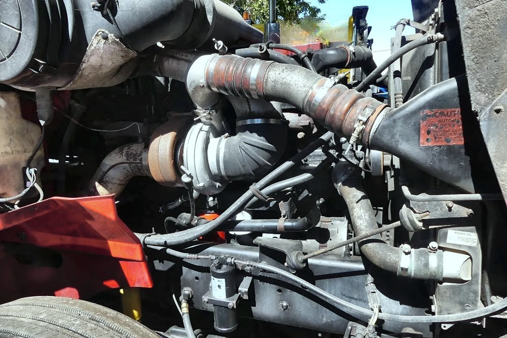 2000 INTERNATIONAL 9400i - view 14 of 31