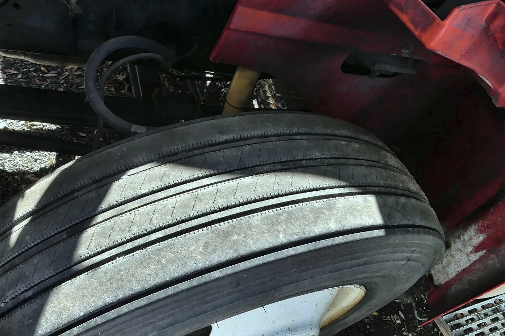 2000 INTERNATIONAL 9400i - view 17 of 31