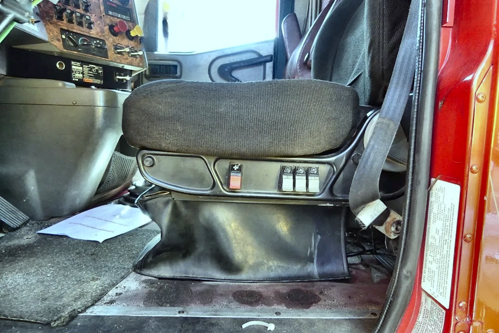 2000 INTERNATIONAL 9400i - view 20 of 31