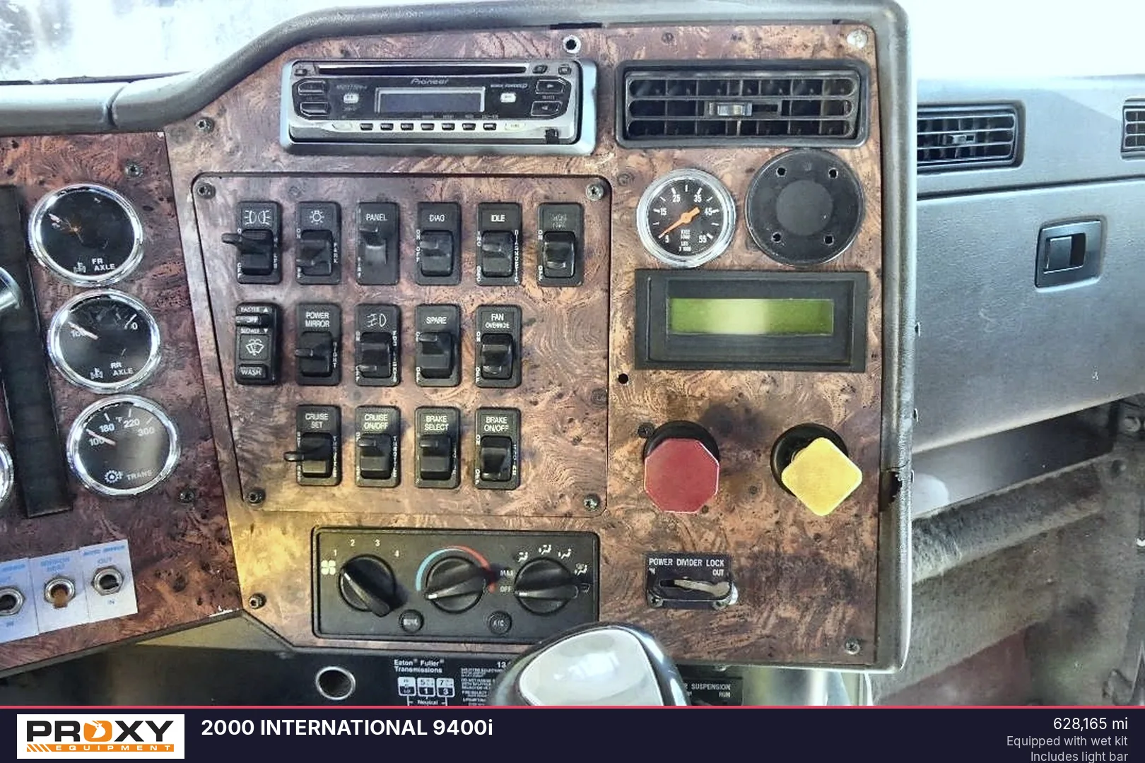 2000 INTERNATIONAL 9400i - view 3 of 31