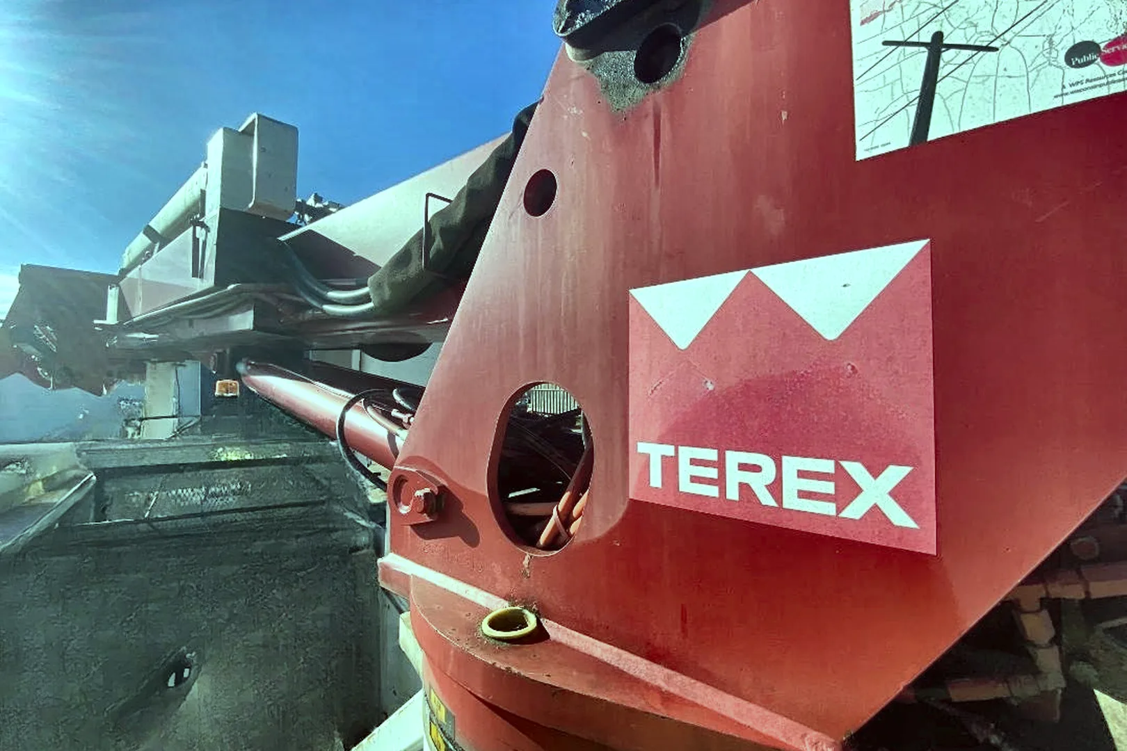 2004 GMC T7500 - view 16 of 50