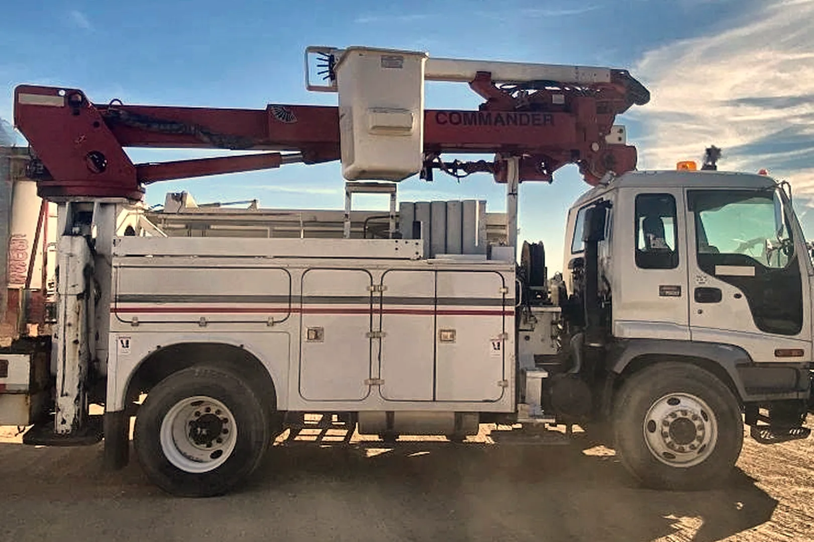 2004 GMC T7500 - view 6 of 50