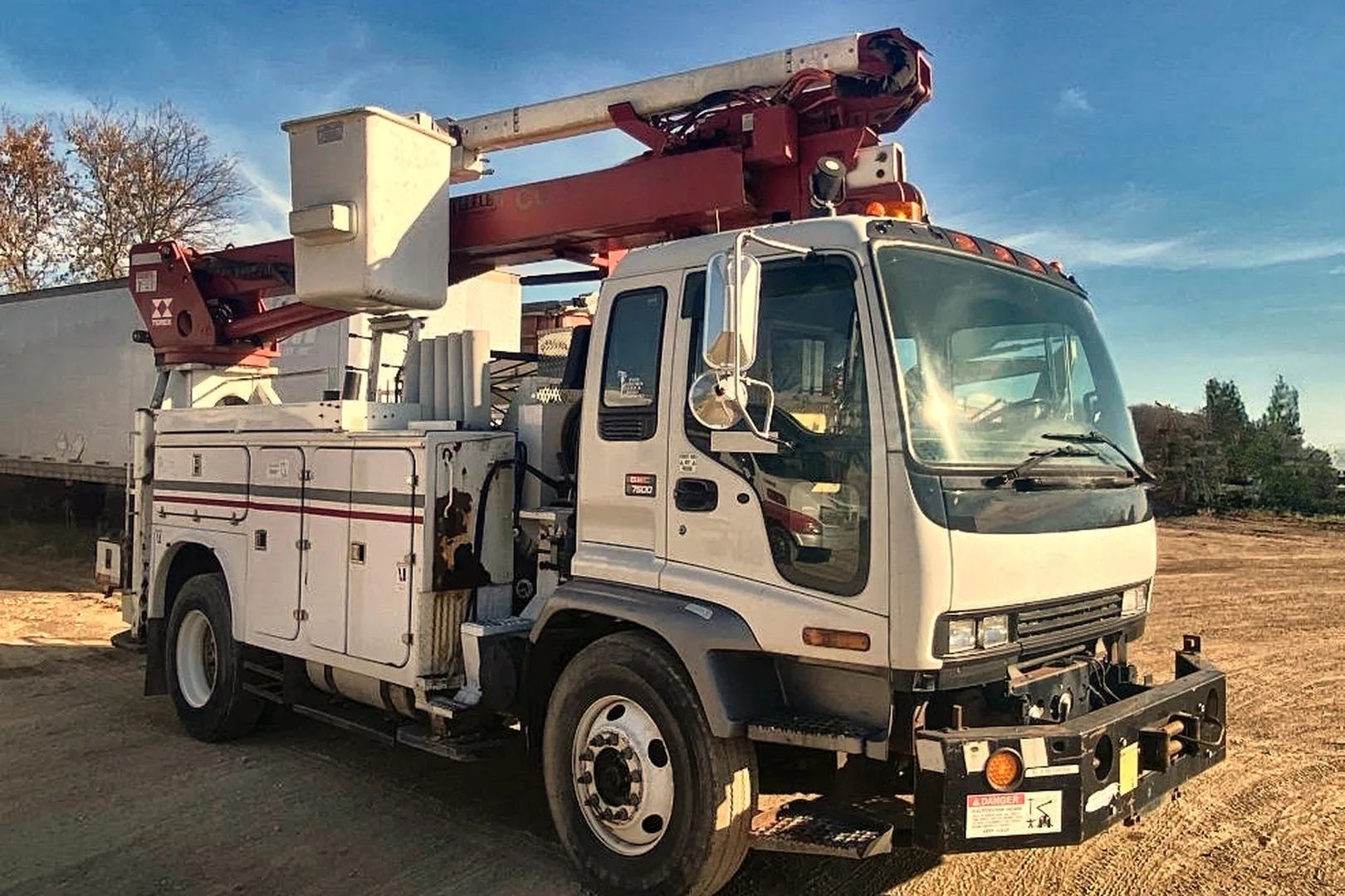 2004 GMC T7500 - view 11 of 50