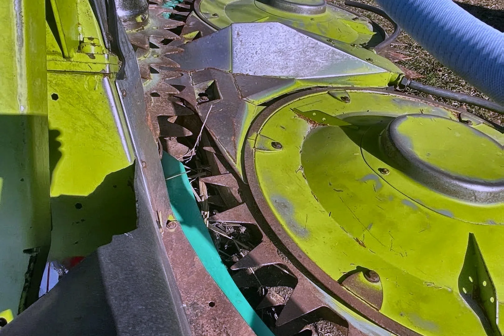 2015 CLAAS Orbis 600 - view 16 of 21